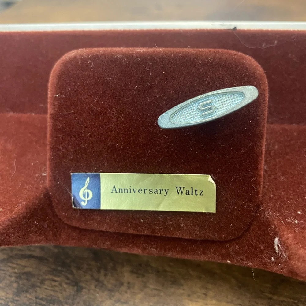 25th Anniversary Music Box Picture Frame